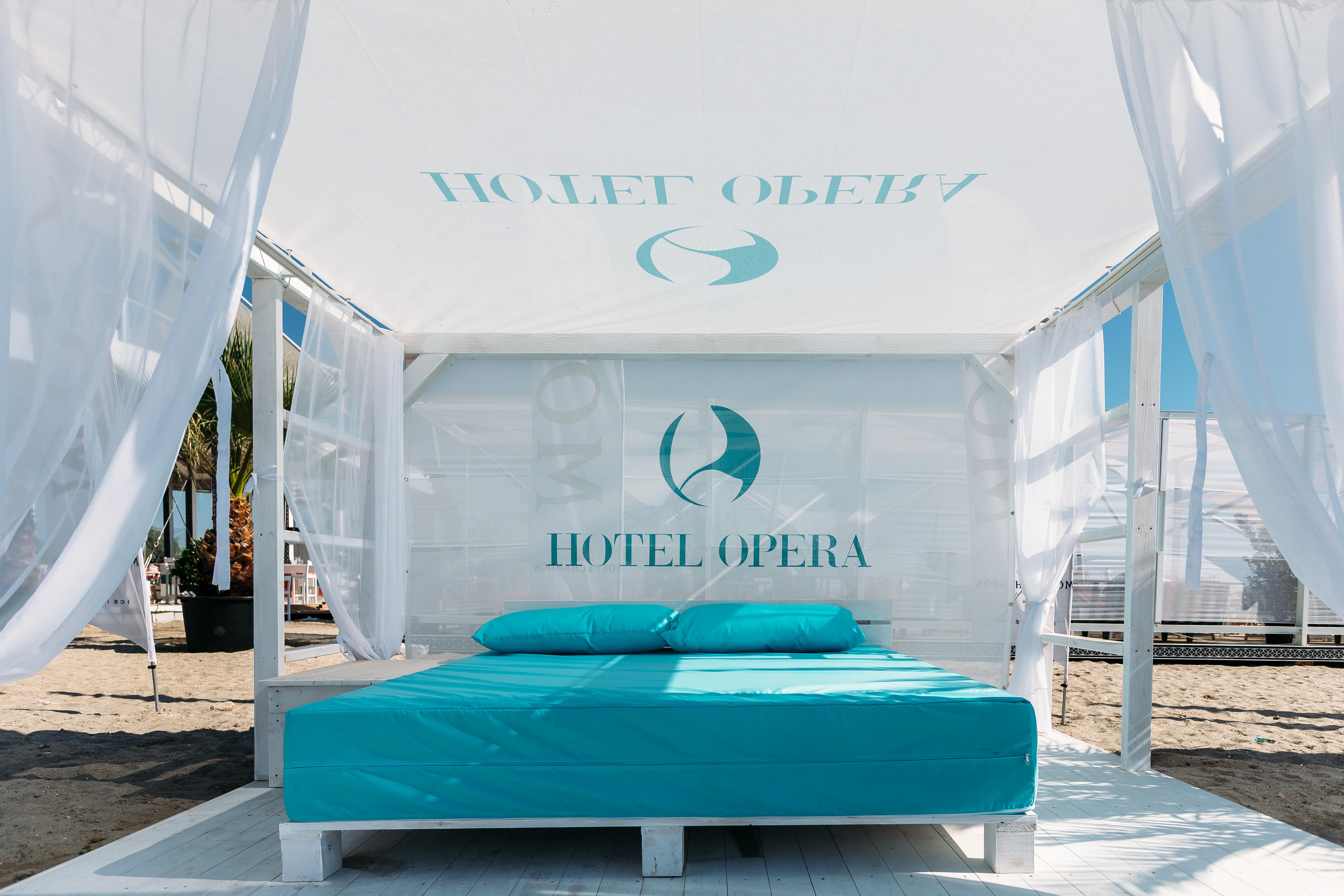 Hotel Opera Mamaia Bagian luar foto
