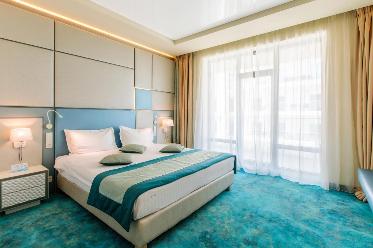 Hotel Opera Mamaia Bagian luar foto