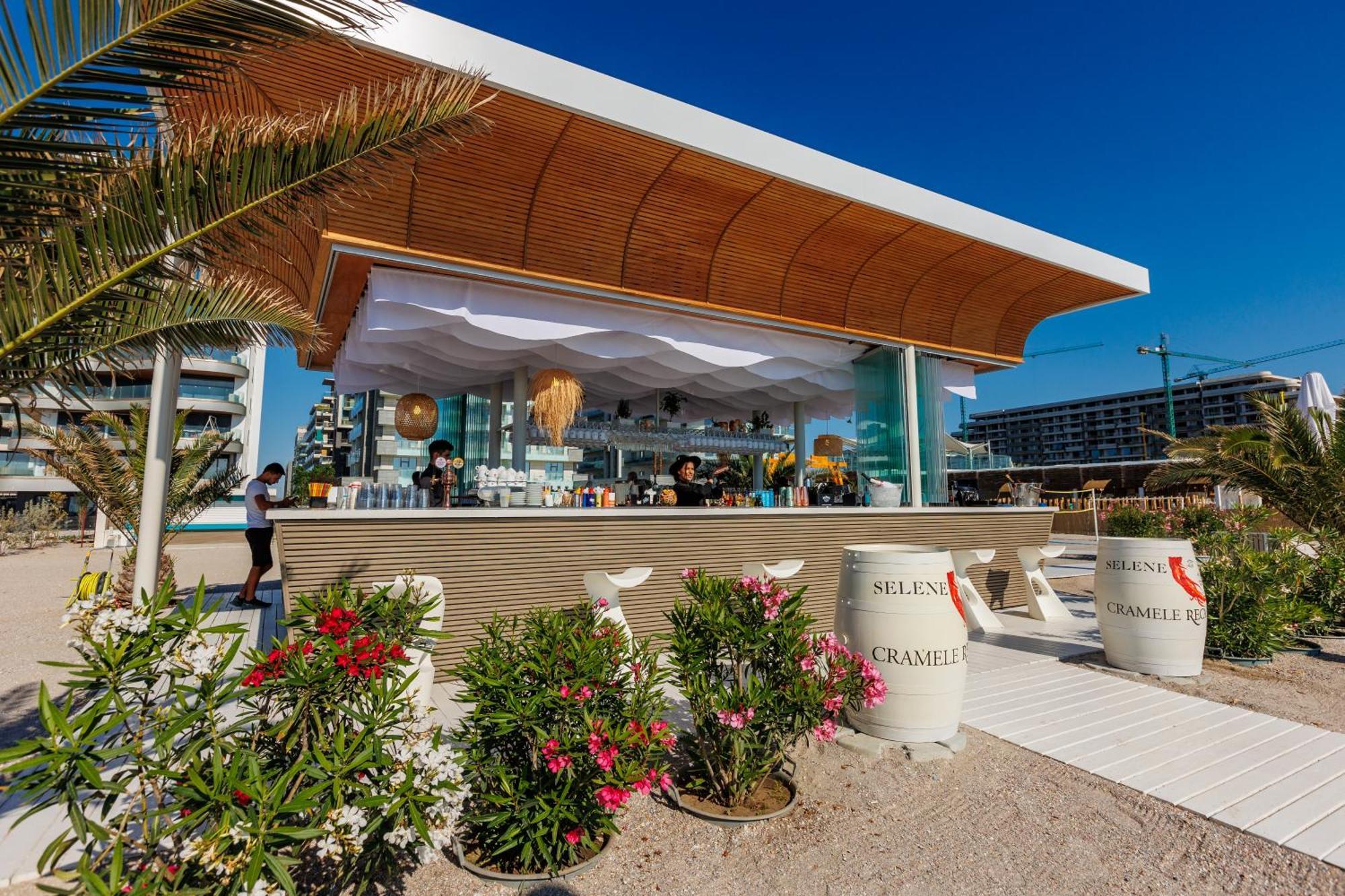 Hotel Opera Mamaia Bagian luar foto