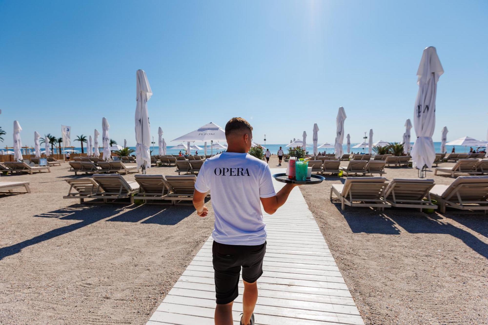 Hotel Opera Mamaia Bagian luar foto